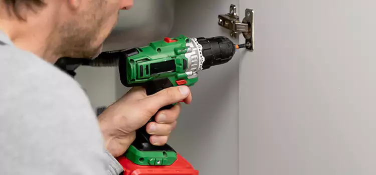 Commercial Door Hinge Repair Medina